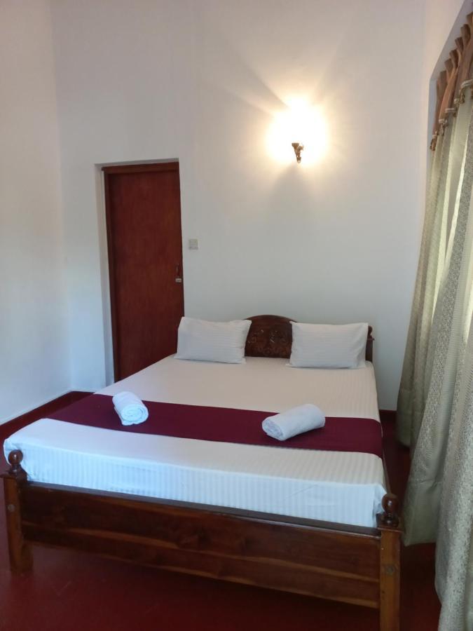 Lazy Bear Best Hostel In קנדי מראה חיצוני תמונה